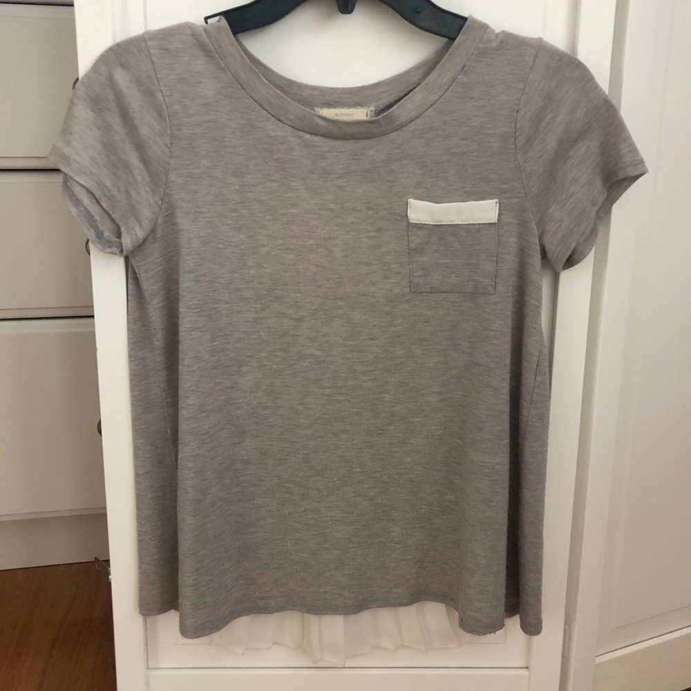 Greg blouse with white accents